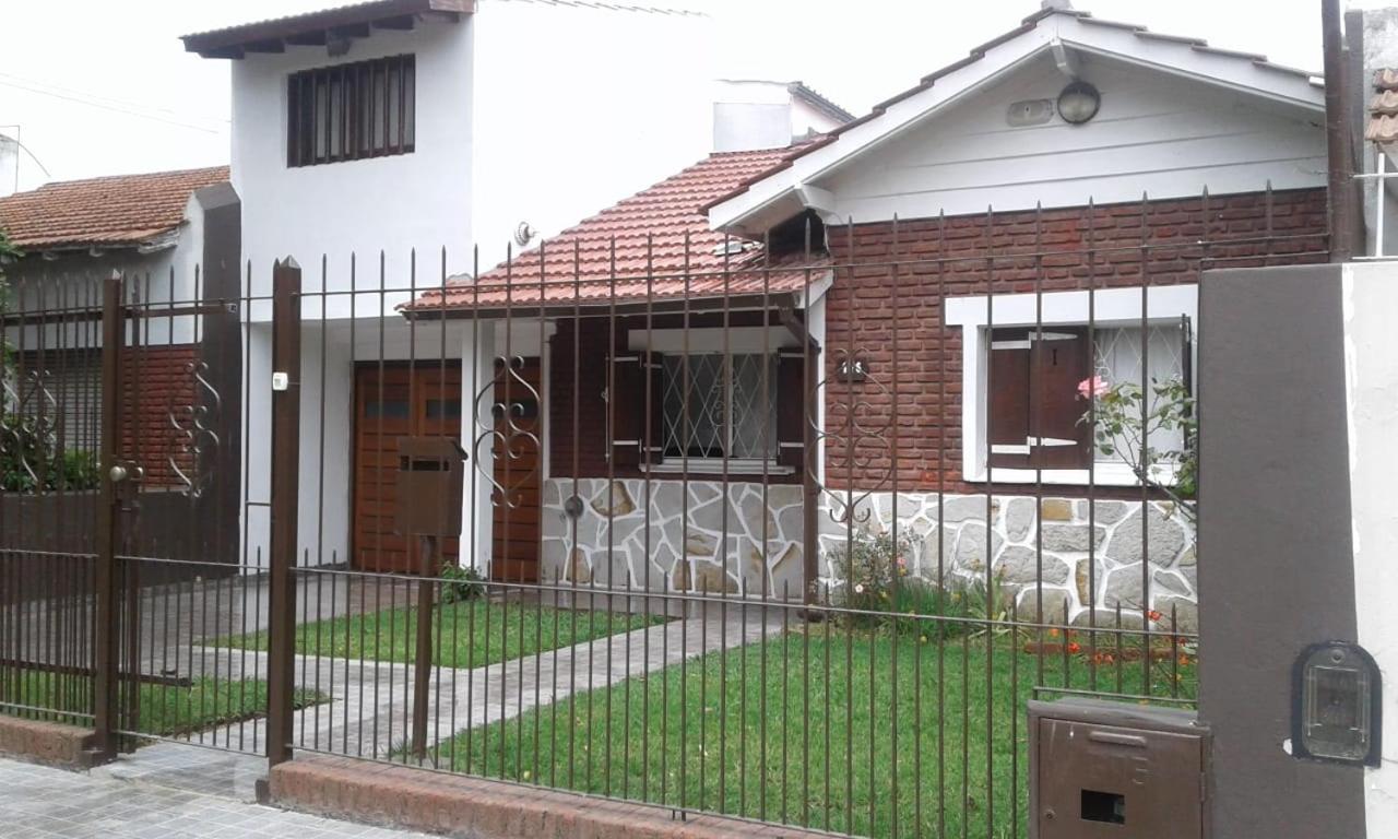La casita de Sue solo para familias reserva solo con seña