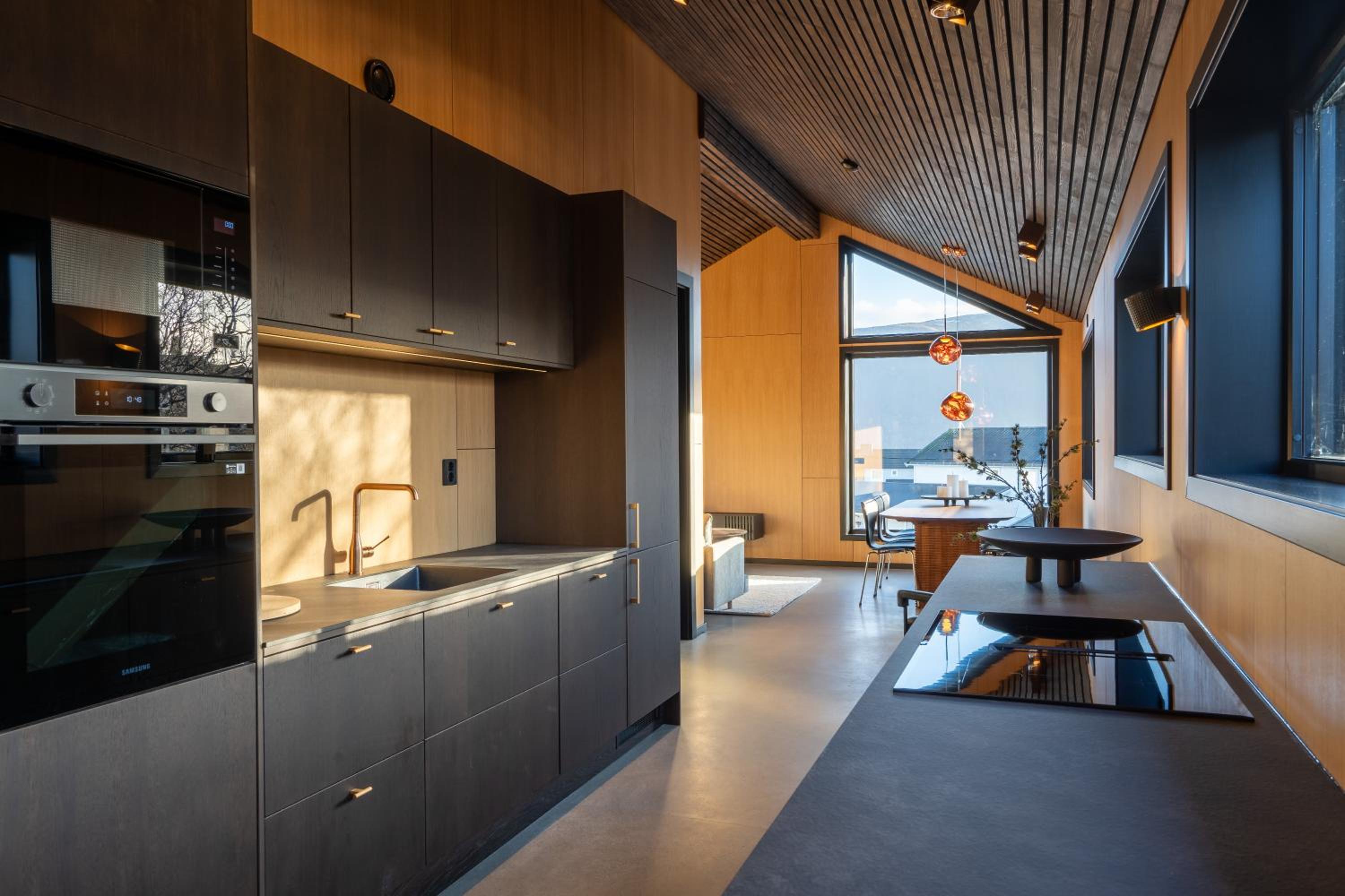 Aurora Luxe Retreat