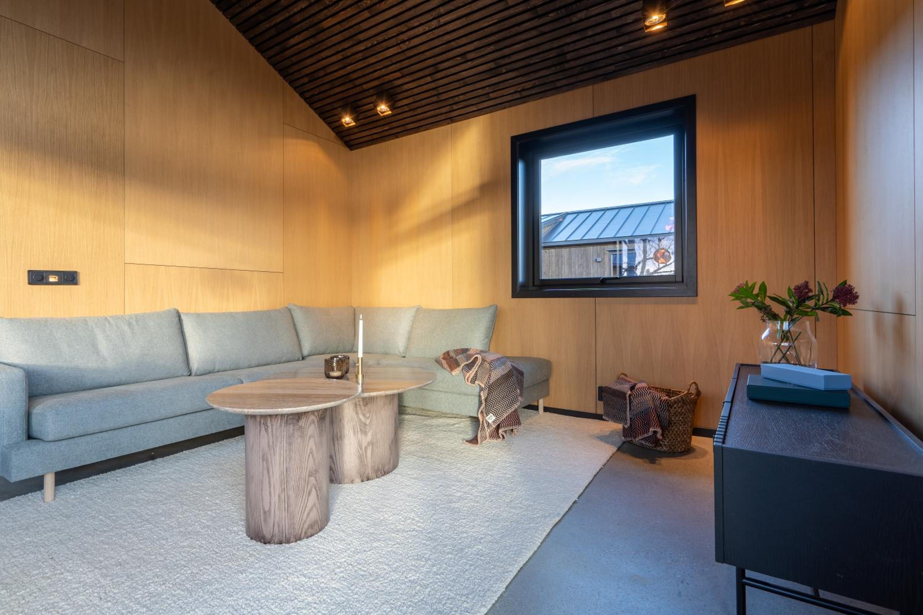 Aurora Luxe Retreat