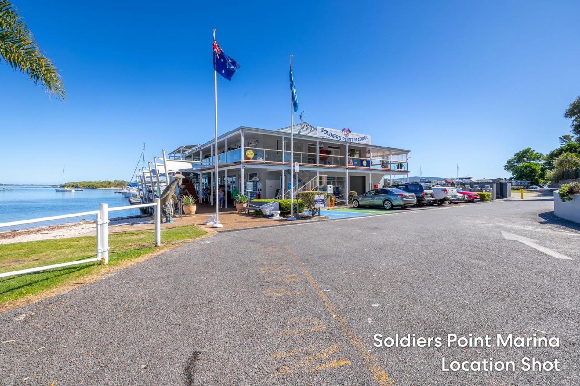 Dog friendly Paradise, 1-2B Bagnall Ave - water views, air con, Wi-Fi