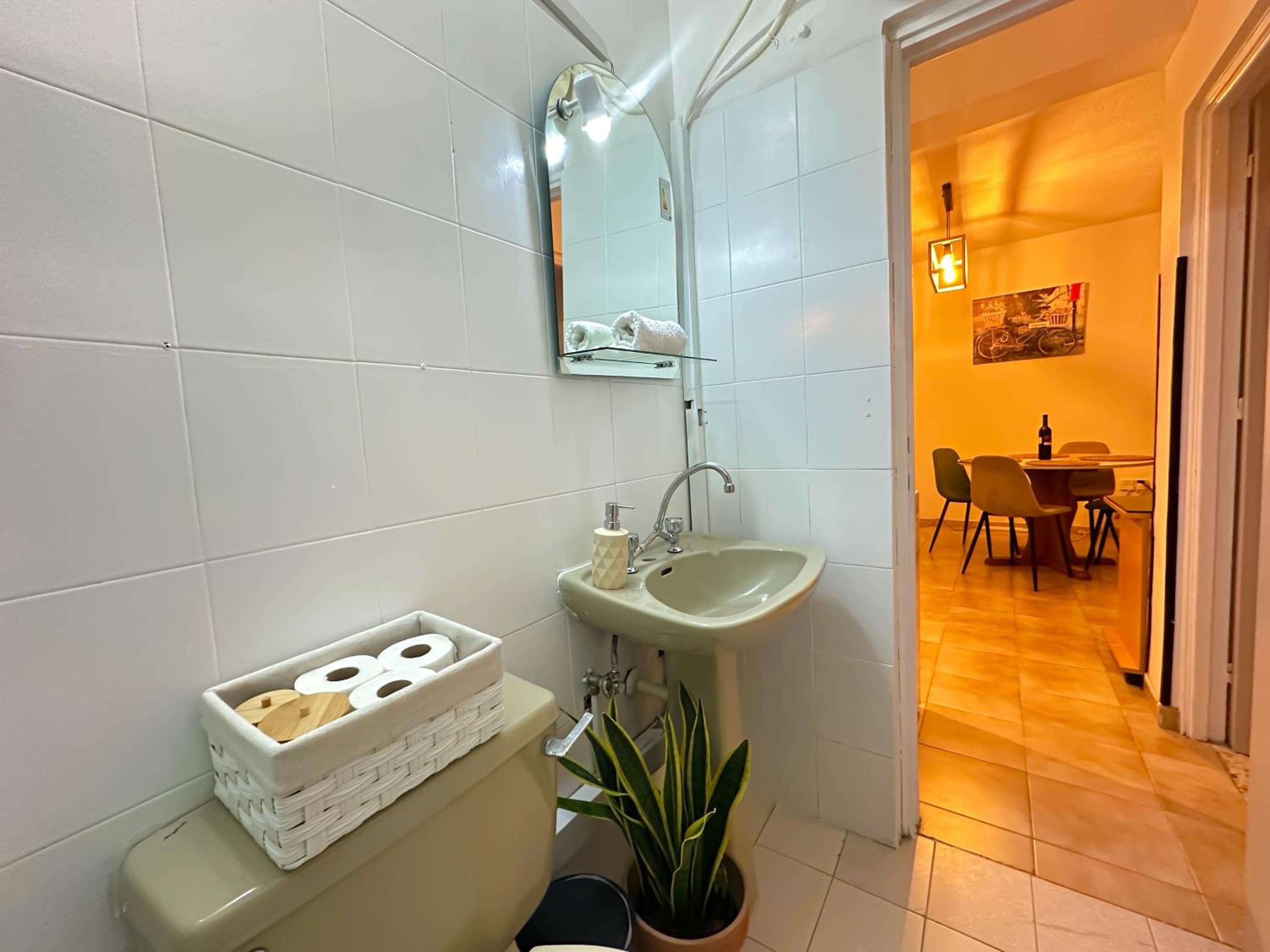 Sea and Lake Breeze 1BR Apt