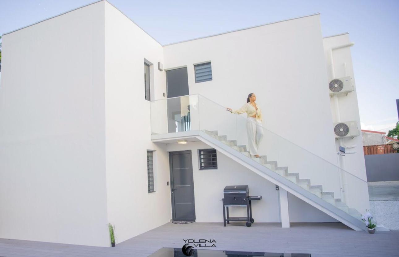 Yolena Villa
