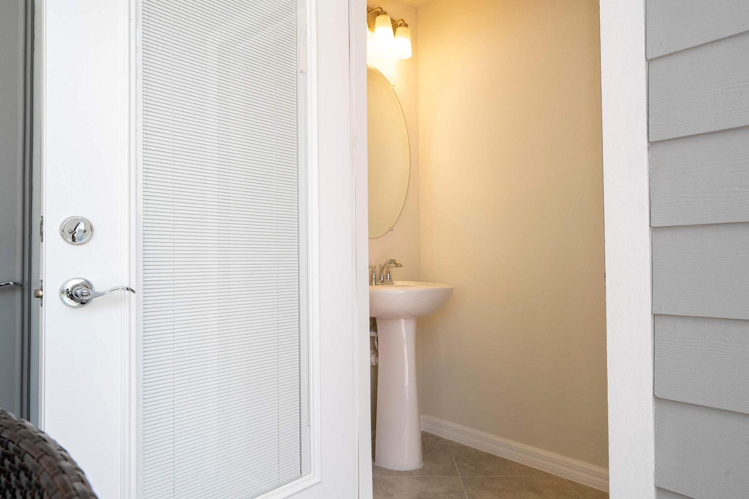 Family Friendly 5Bd Close to Disney at Windsor Cay 1269