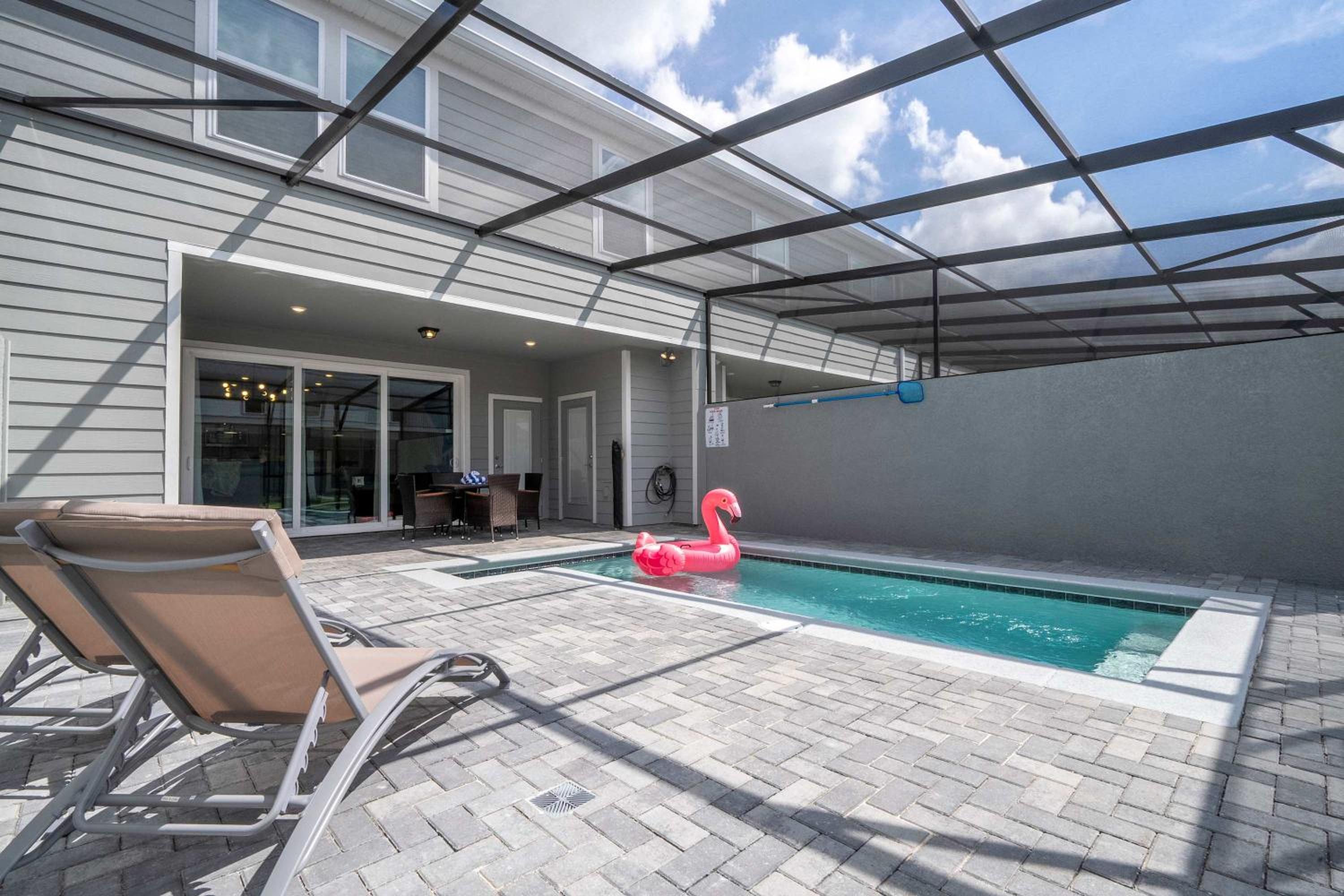 Family Friendly 5Bd Close to Disney at Windsor Cay 1269