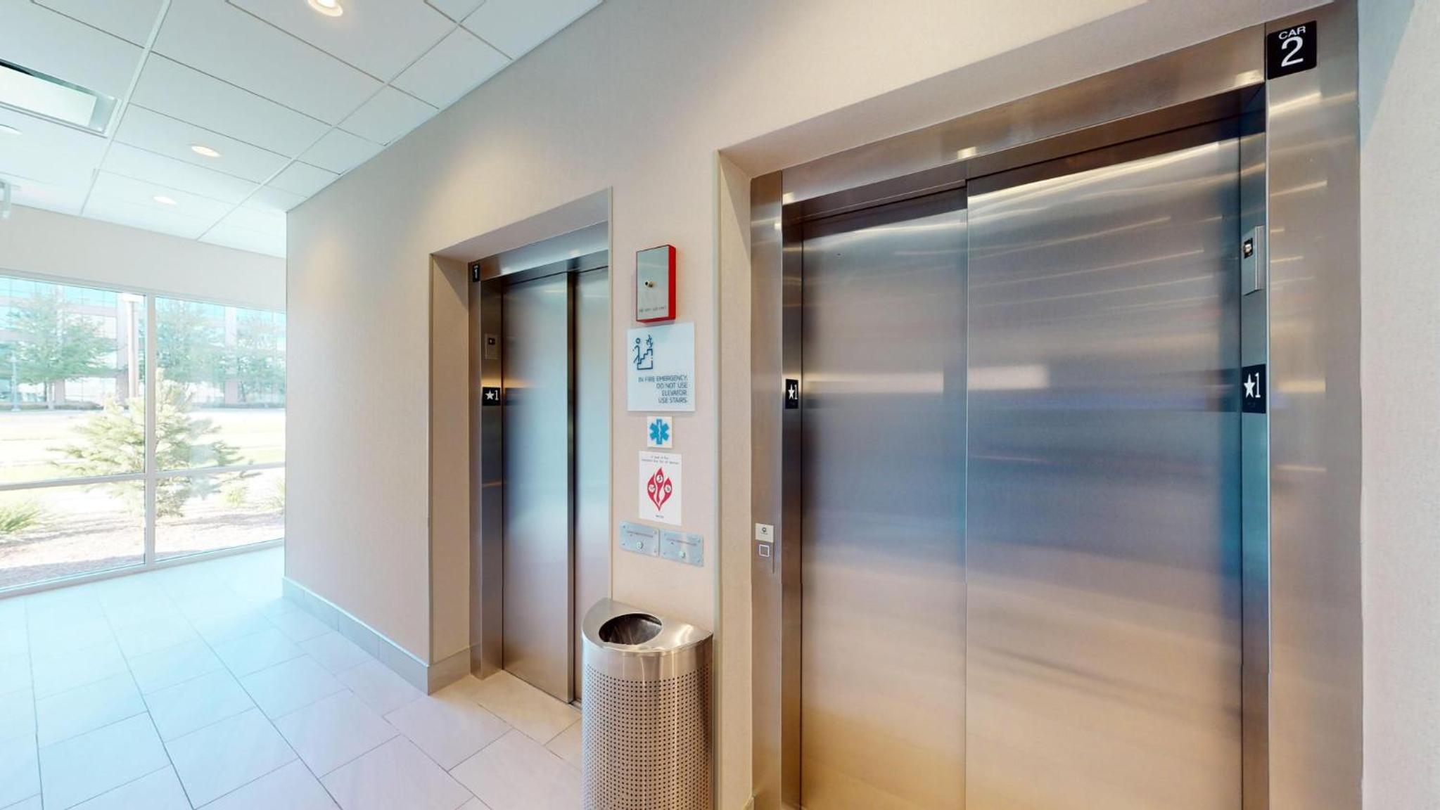 Holiday Inn Express & Suites Chicago Schaumburg, an IHG Hotel, Photo 46