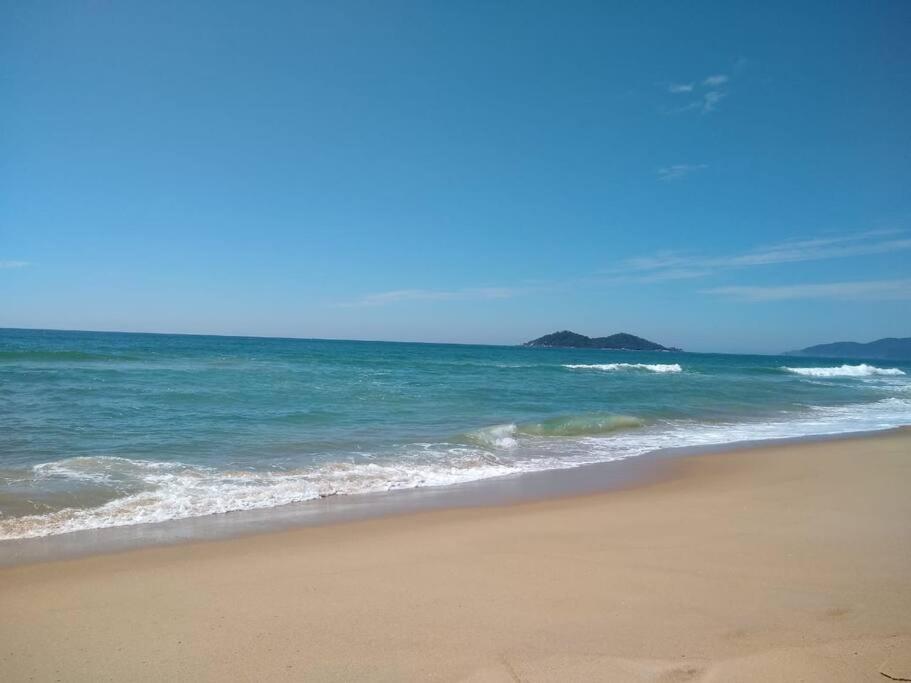 Casa aconchegante a 500 perto da praia