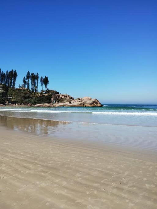 Casa aconchegante a 500 perto da praia
