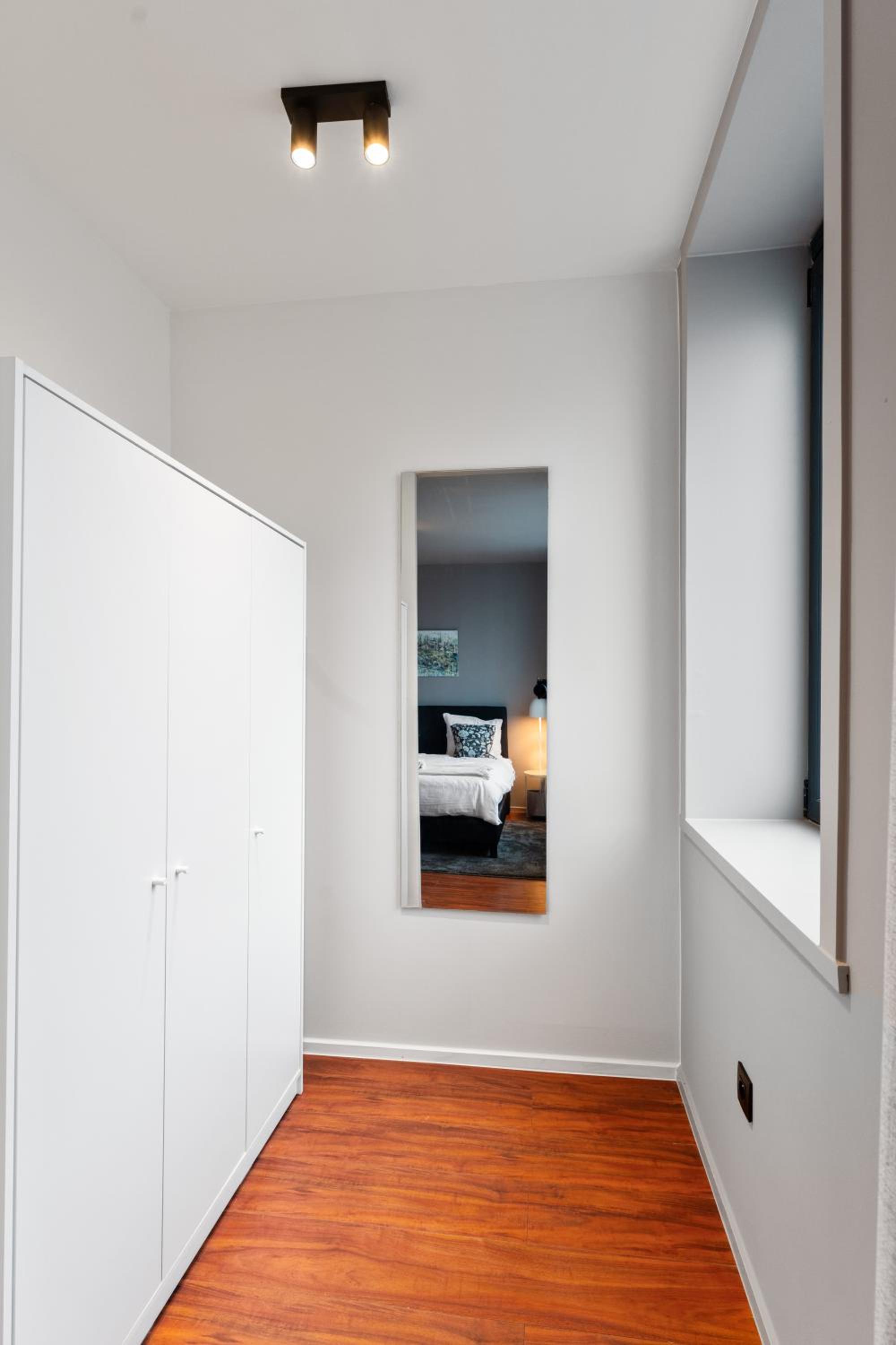 Elegant & Spacious House close to Center