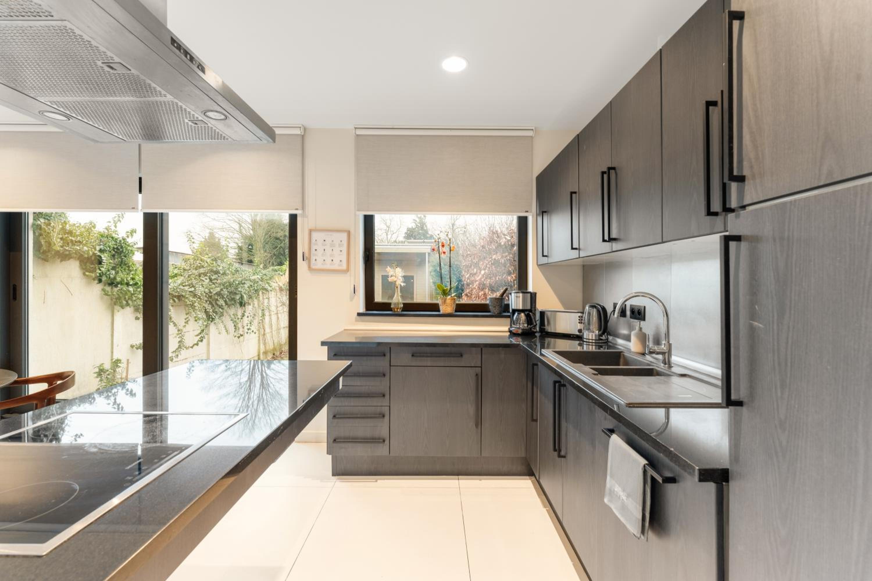 Elegant & Spacious House close to Center