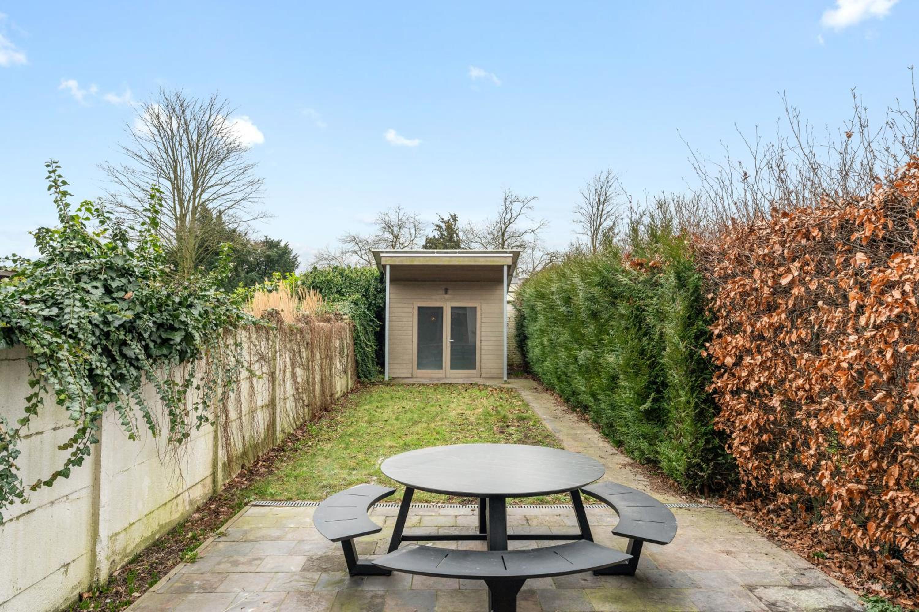 Elegant & Spacious House close to Center