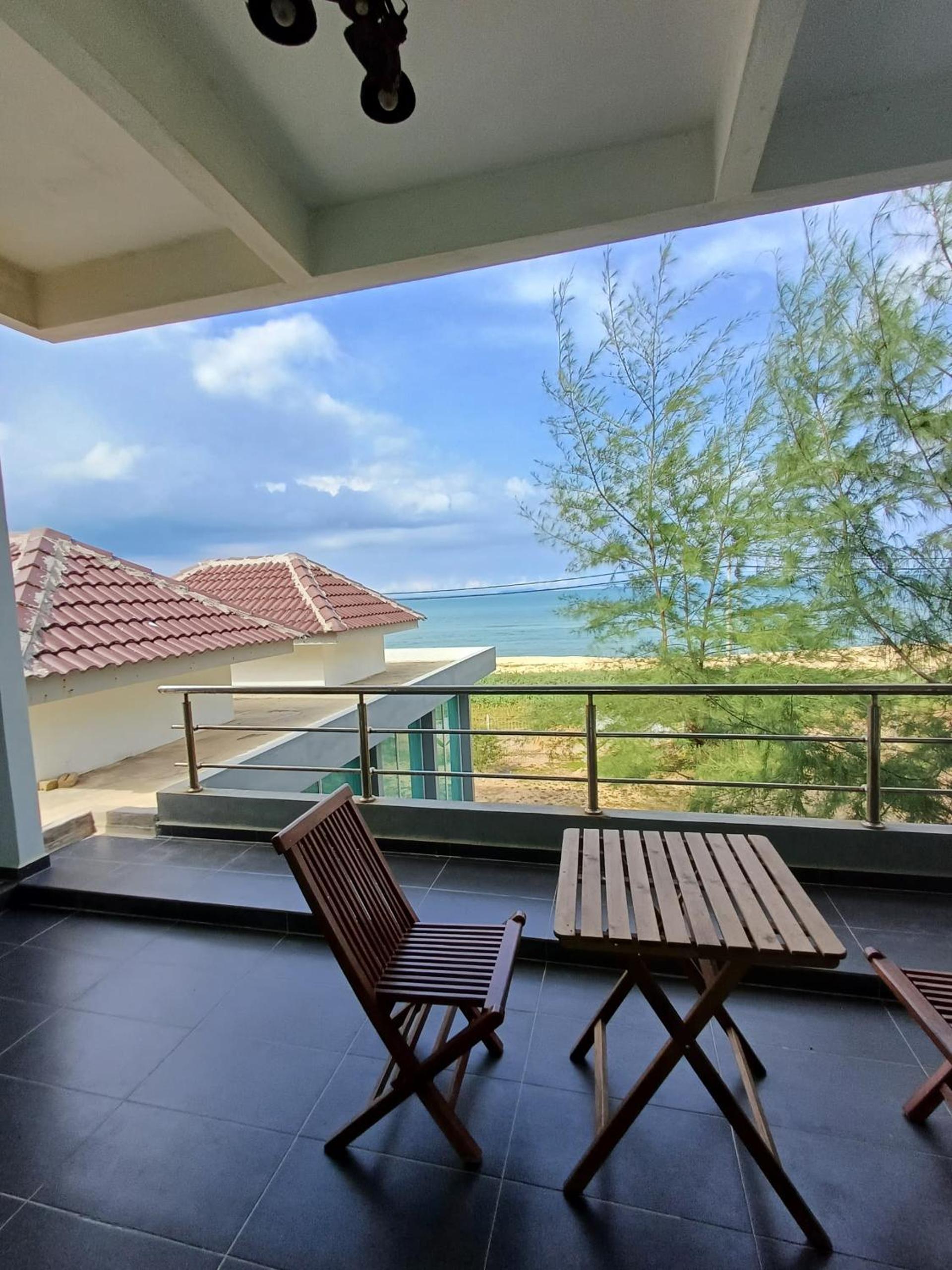 Mengkuang Villa - Family Deluxe Room photo 1