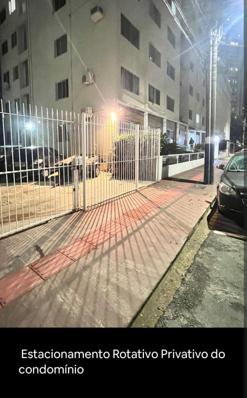 Excelente localização!! Apt confortável Balneário Camboriú