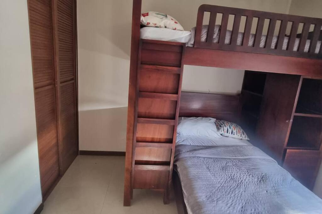 Near the Beach! Lovely 3-bedroom condo with pool