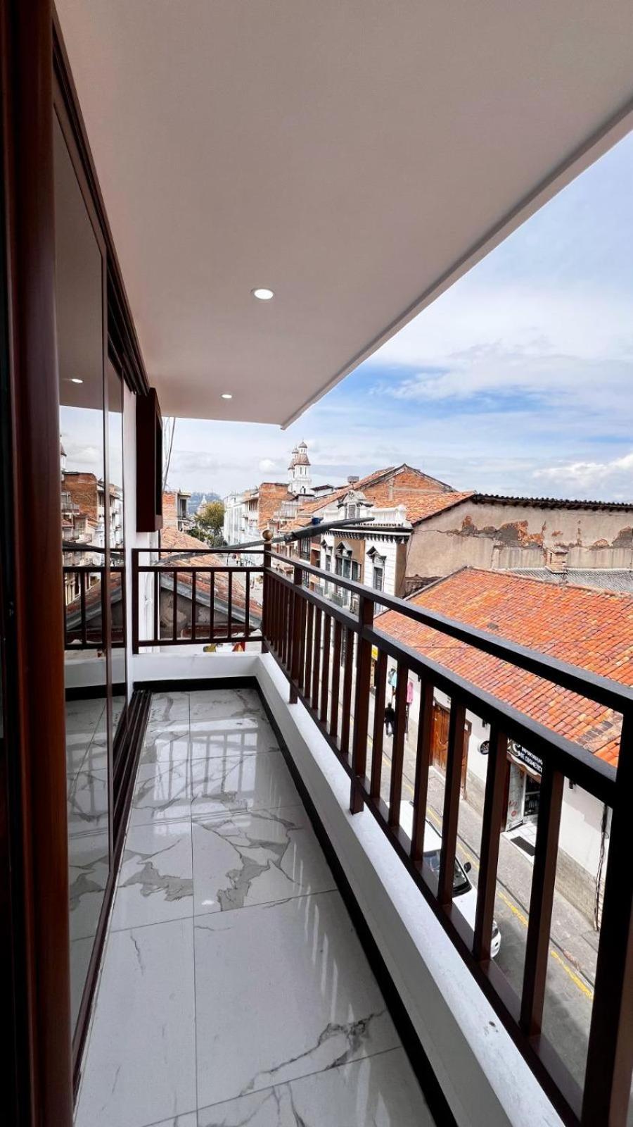 Casa Mia Suits
