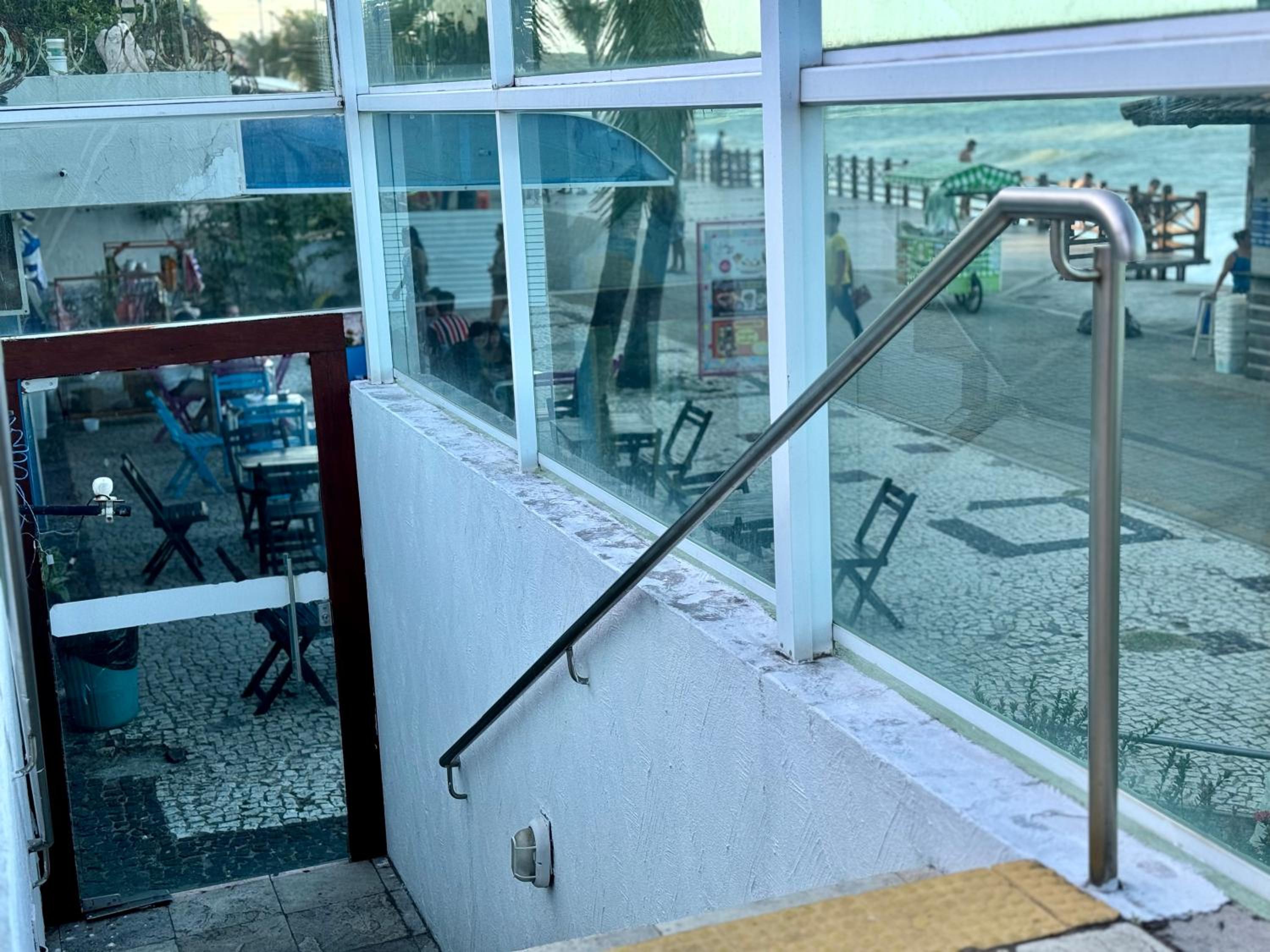 Edy hospedagens Beira-Mar flat 310 com vista para o morro do careca, piscina e localização privilegiada