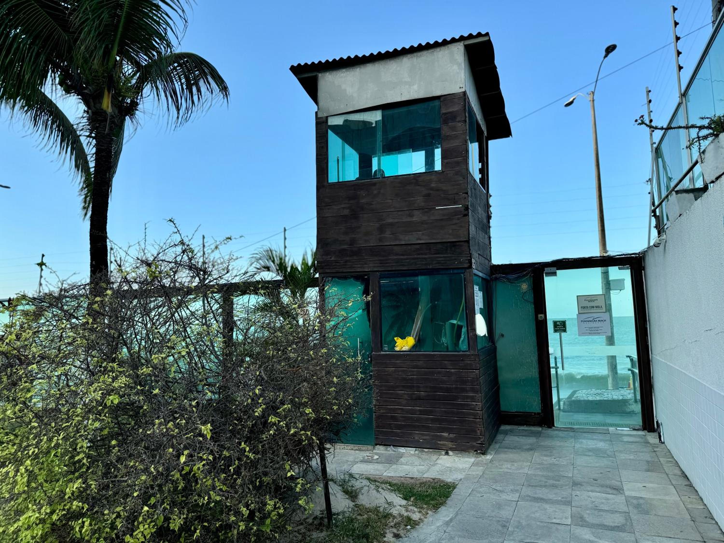 Edy hospedagens Beira-Mar flat 310 com vista para o morro do careca, piscina e localização privilegiada
