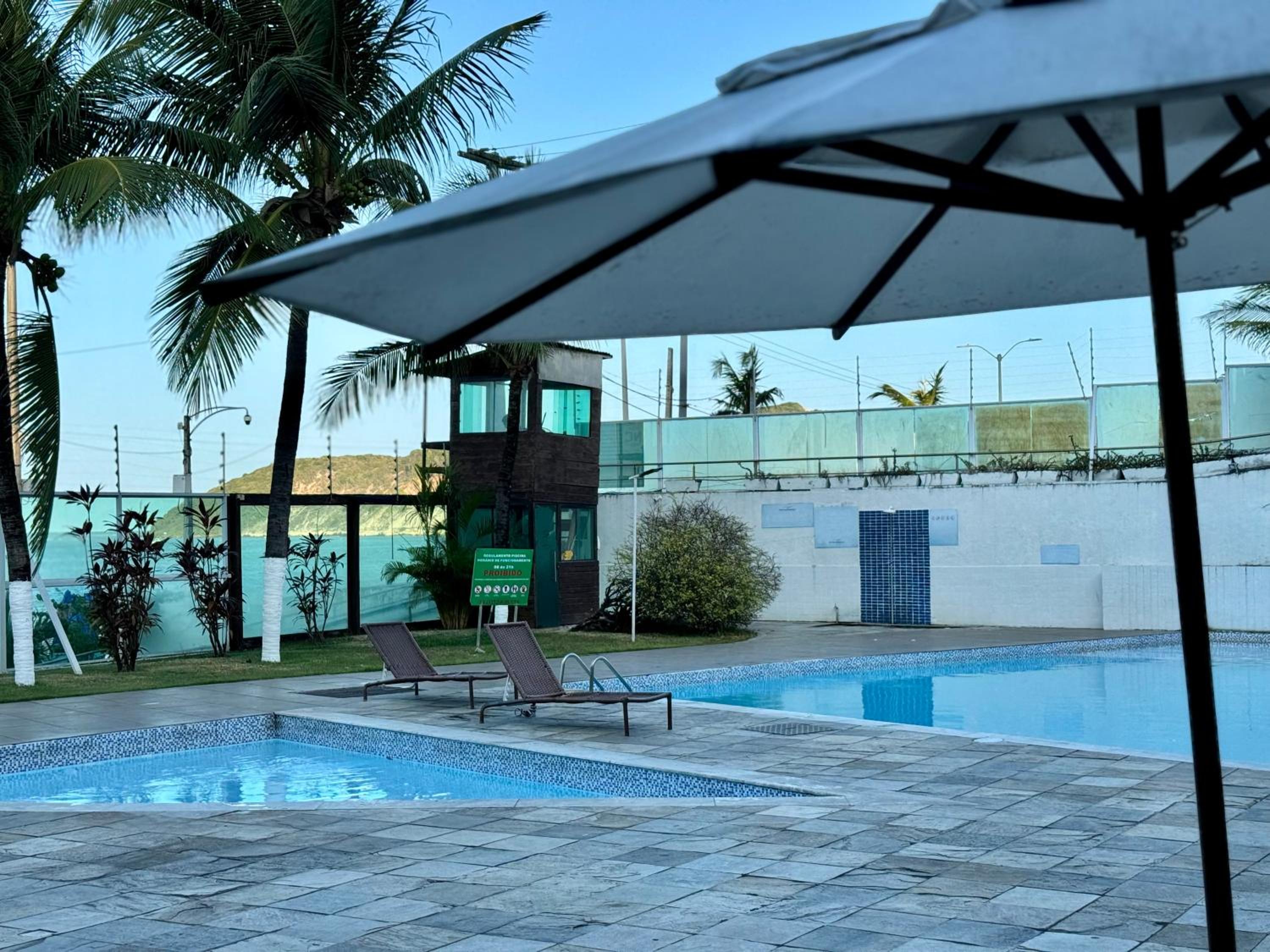 Edy hospedagens Beira-Mar flat 310 com vista para o morro do careca, piscina e localização privilegiada