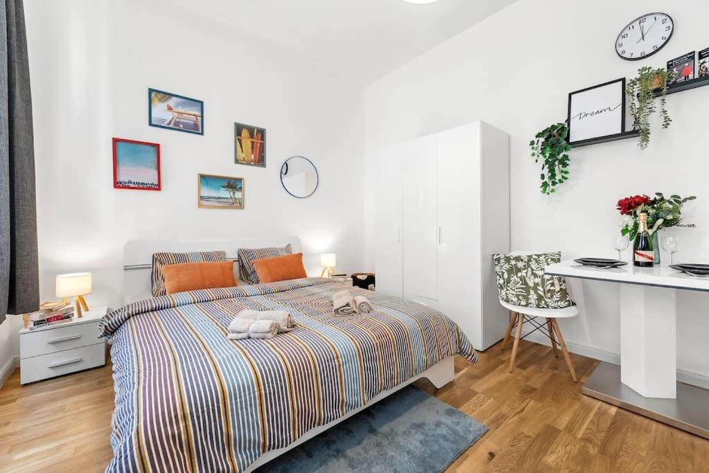 Boho Brand New Studio