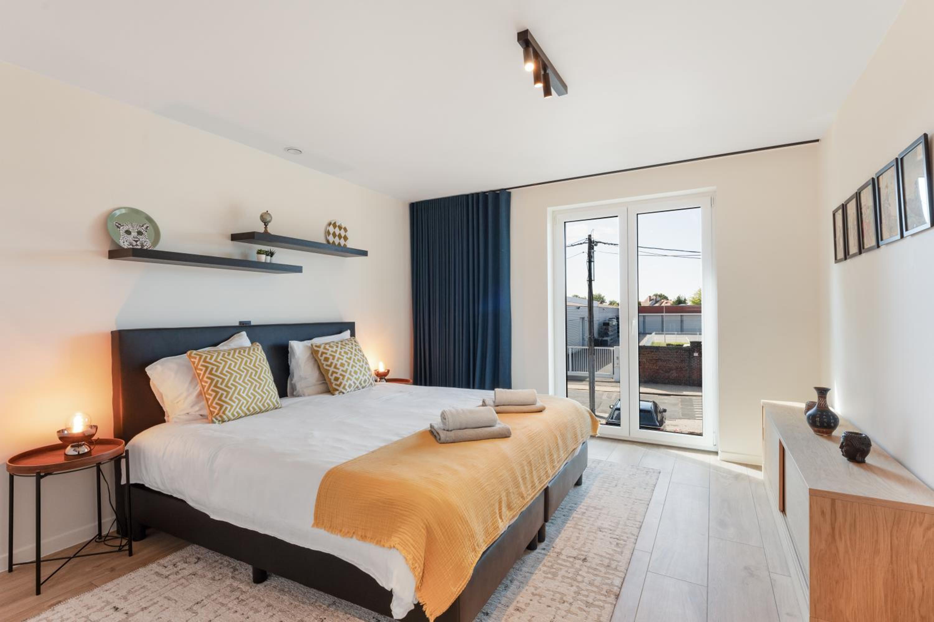 Modern & Spacious House with Wellness