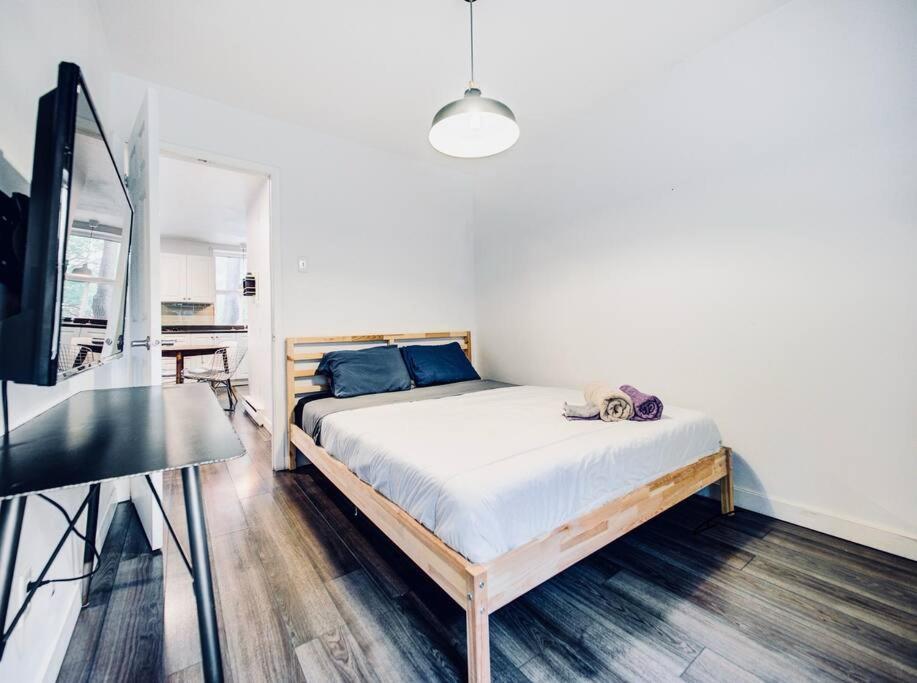 Charming 2 BD condo griffintown