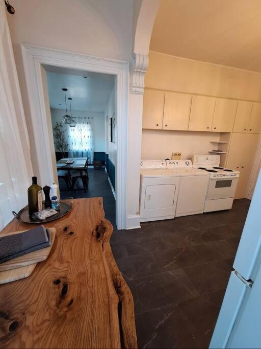 The Victorian Suite