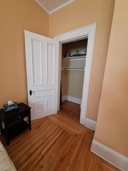 The Victorian Suite