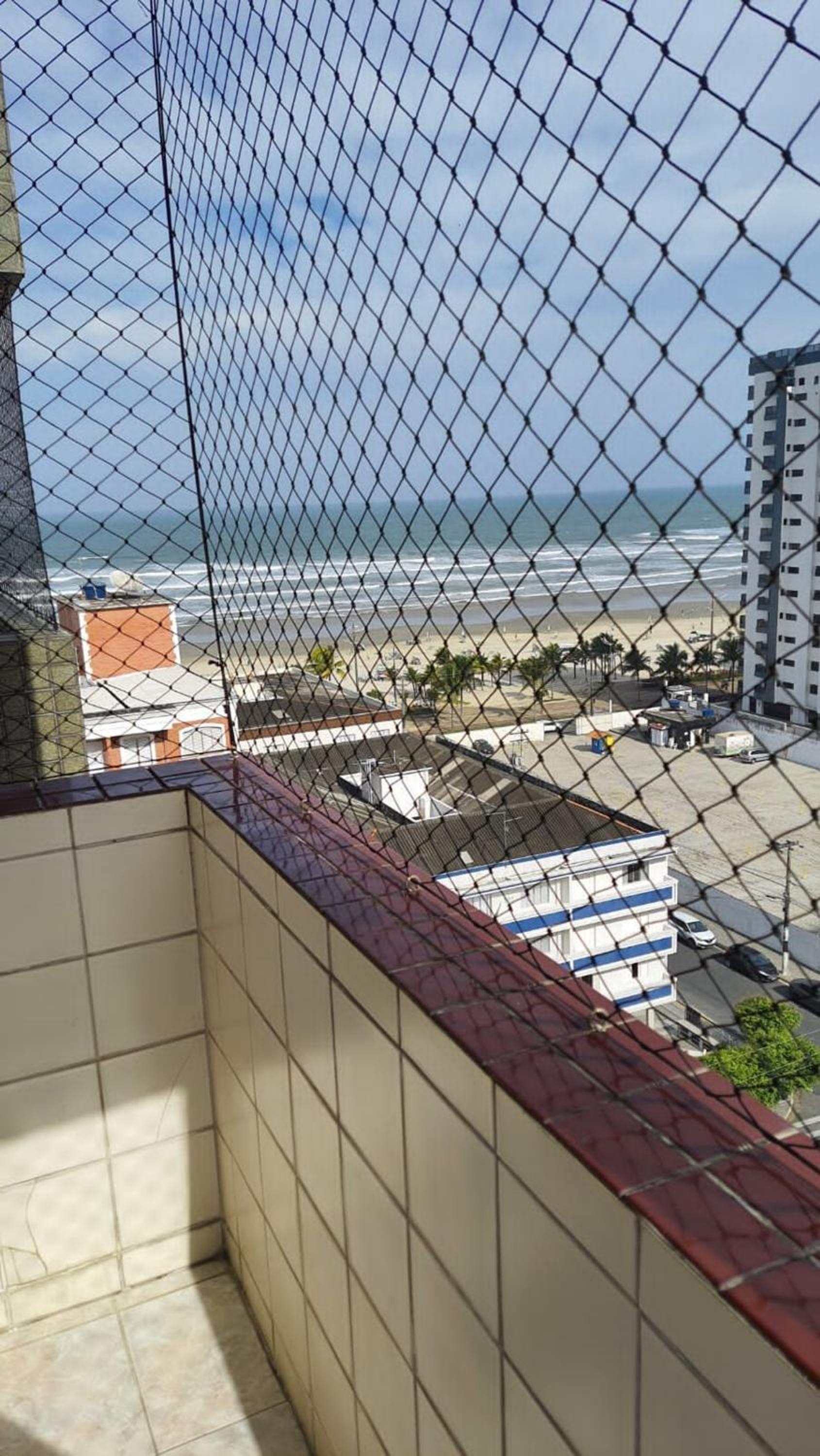 041 Tupi Vista MAR III com VARANDA - 3 dormitórios - 50 metros da praia - ESTACIONAMENTO gratuito
