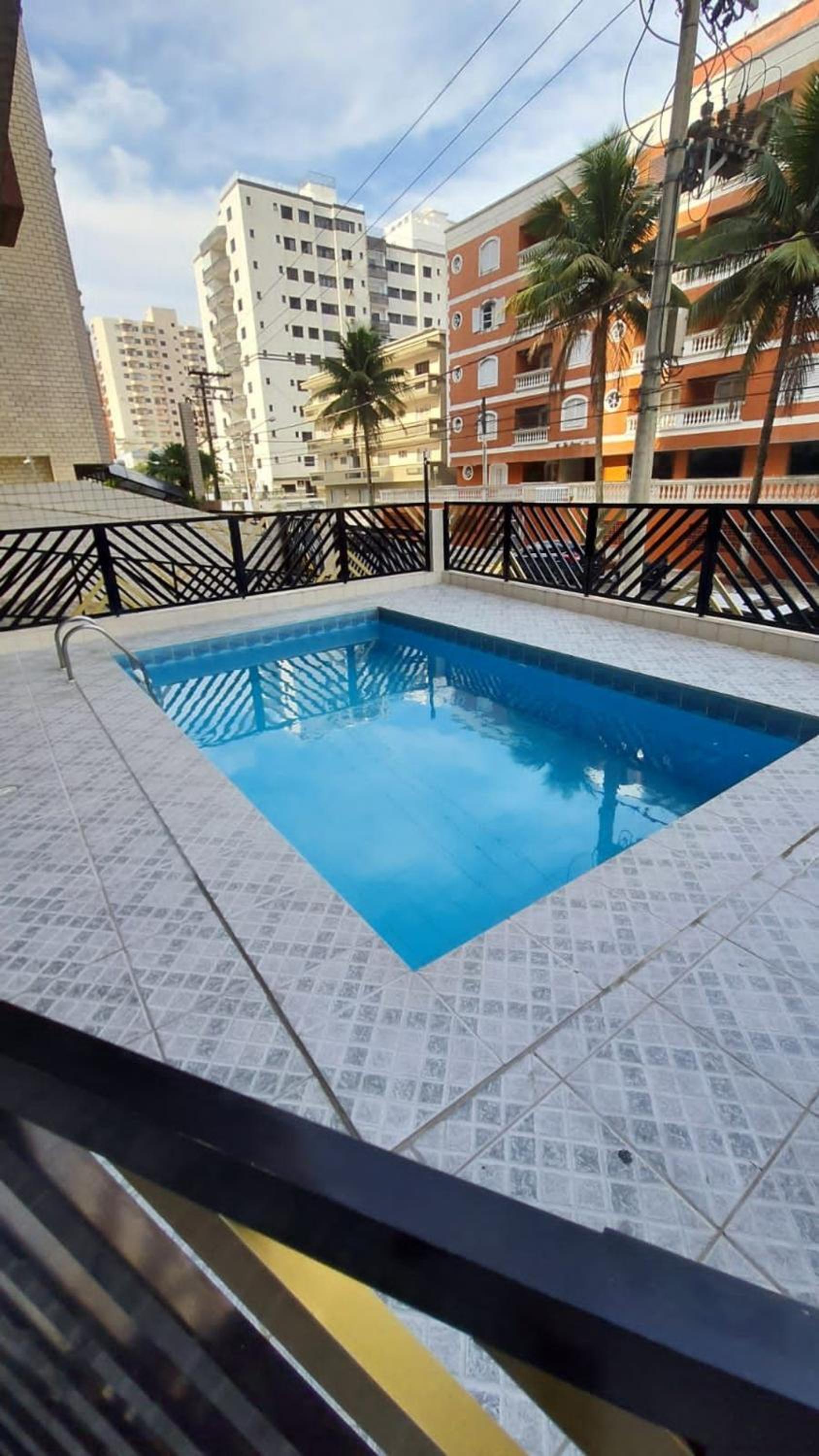 041 Tupi Vista MAR III com VARANDA - 3 dormitórios - 50 metros da praia - ESTACIONAMENTO gratuito