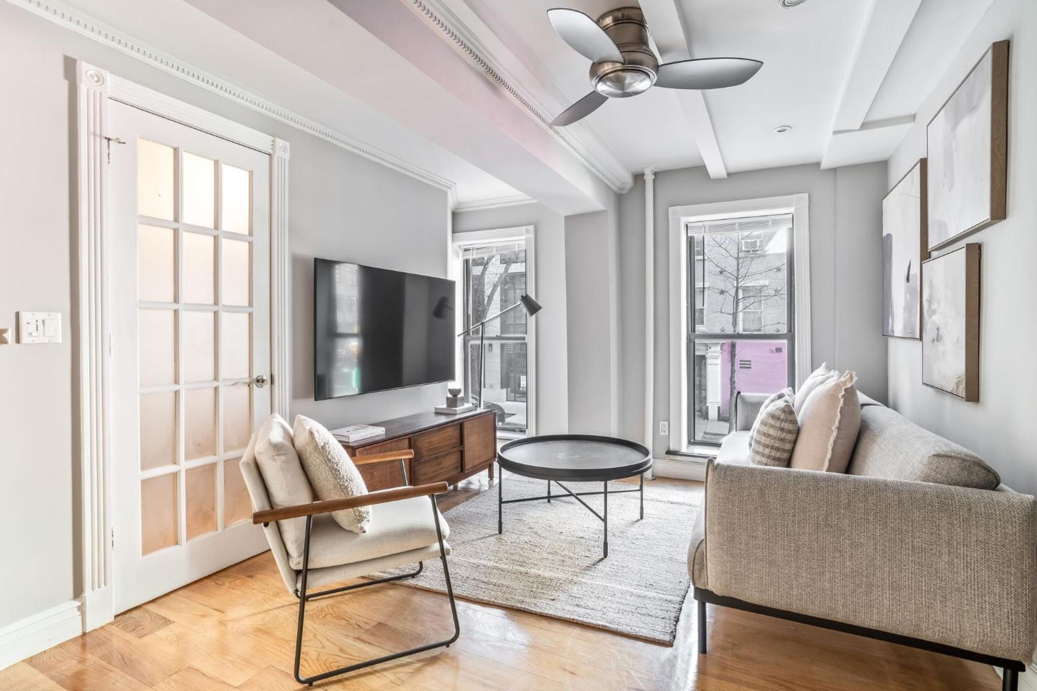 Charming 2-Bed 1-Bath Apartment in Turtle Bay
