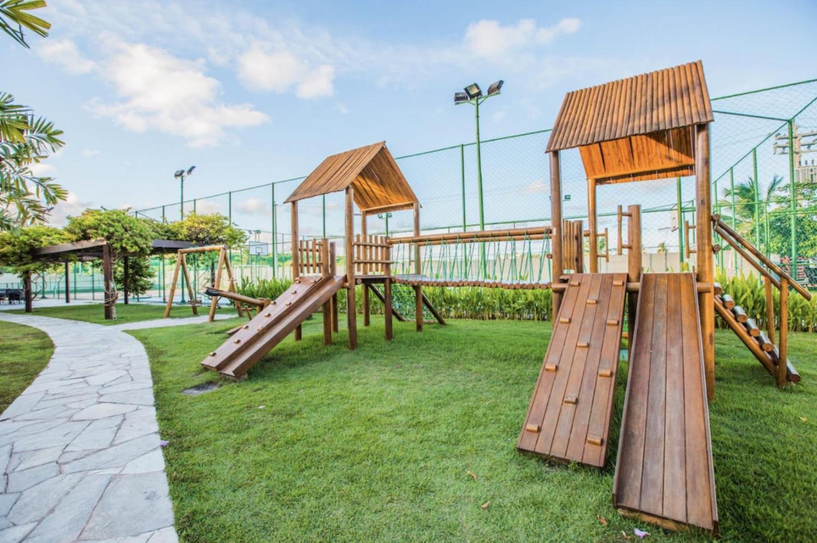 Resort Nui Supreme Beach - Muro Alto