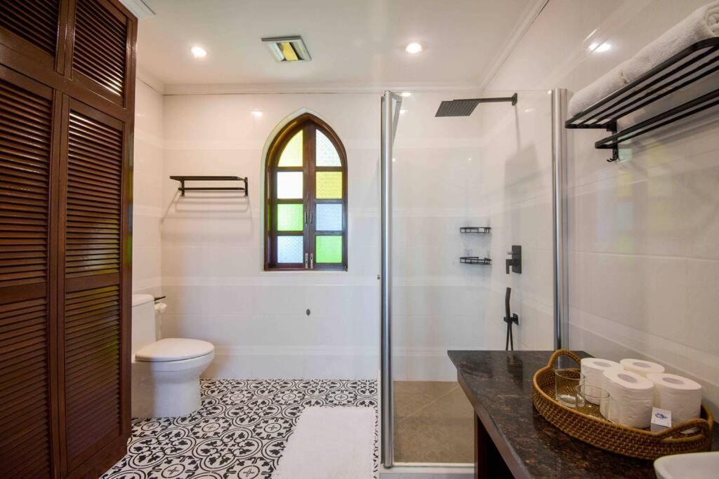 Photo 16