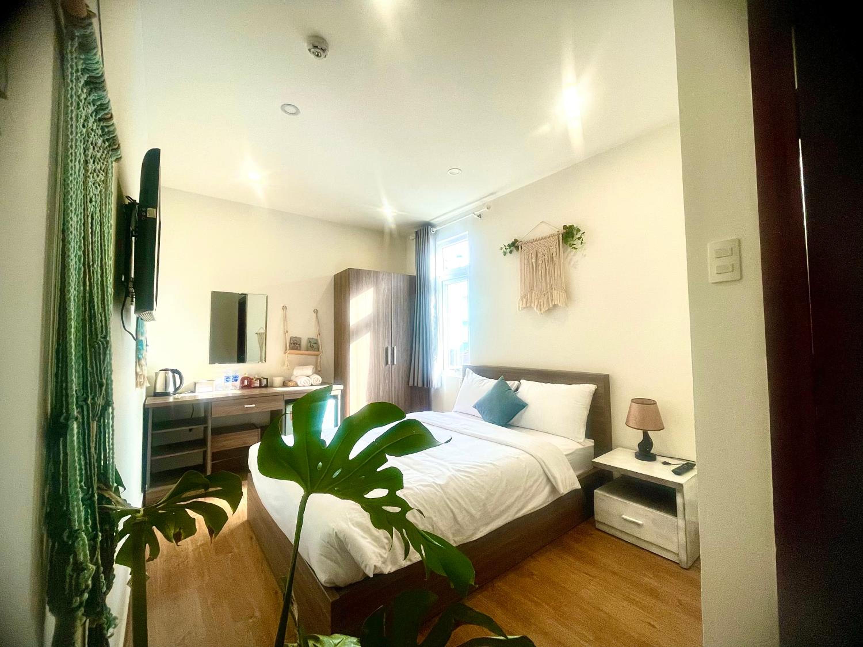K HO DISCOVERY Guest House