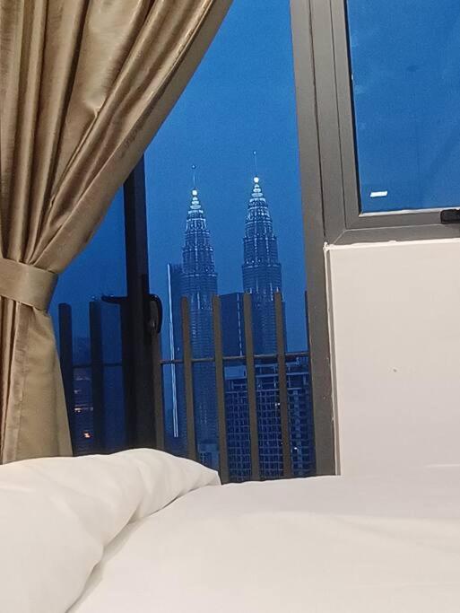 COL 27B KLCC View & Infinity Pool View