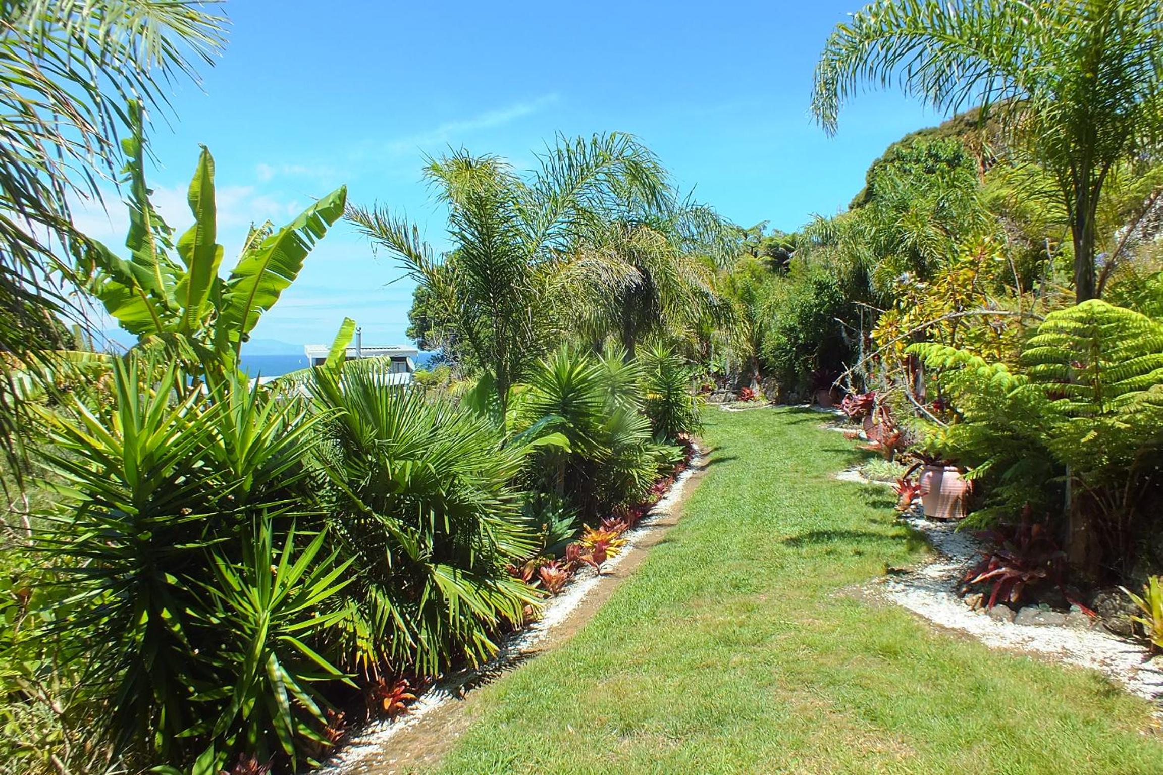 Fantasy Island - private seaview cabins