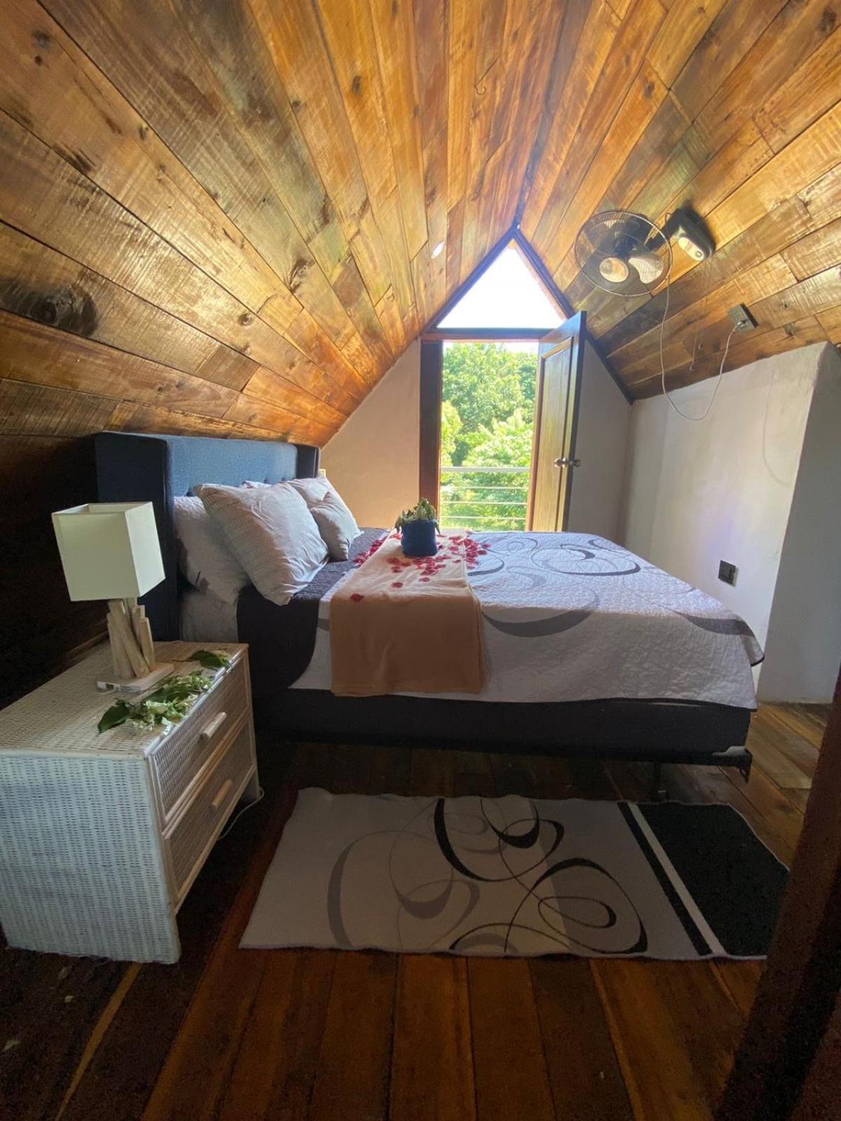 Dreamvilles Ecovillage Eco Villas with Jacuzzi near Beaches