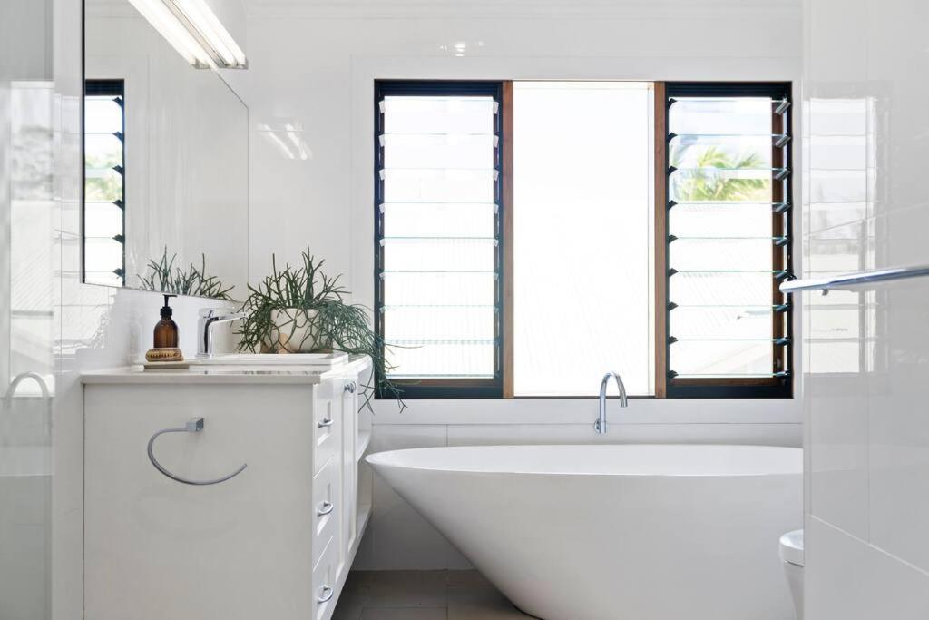Bangalow Beauty - Stunning Home - Magnesium Pool