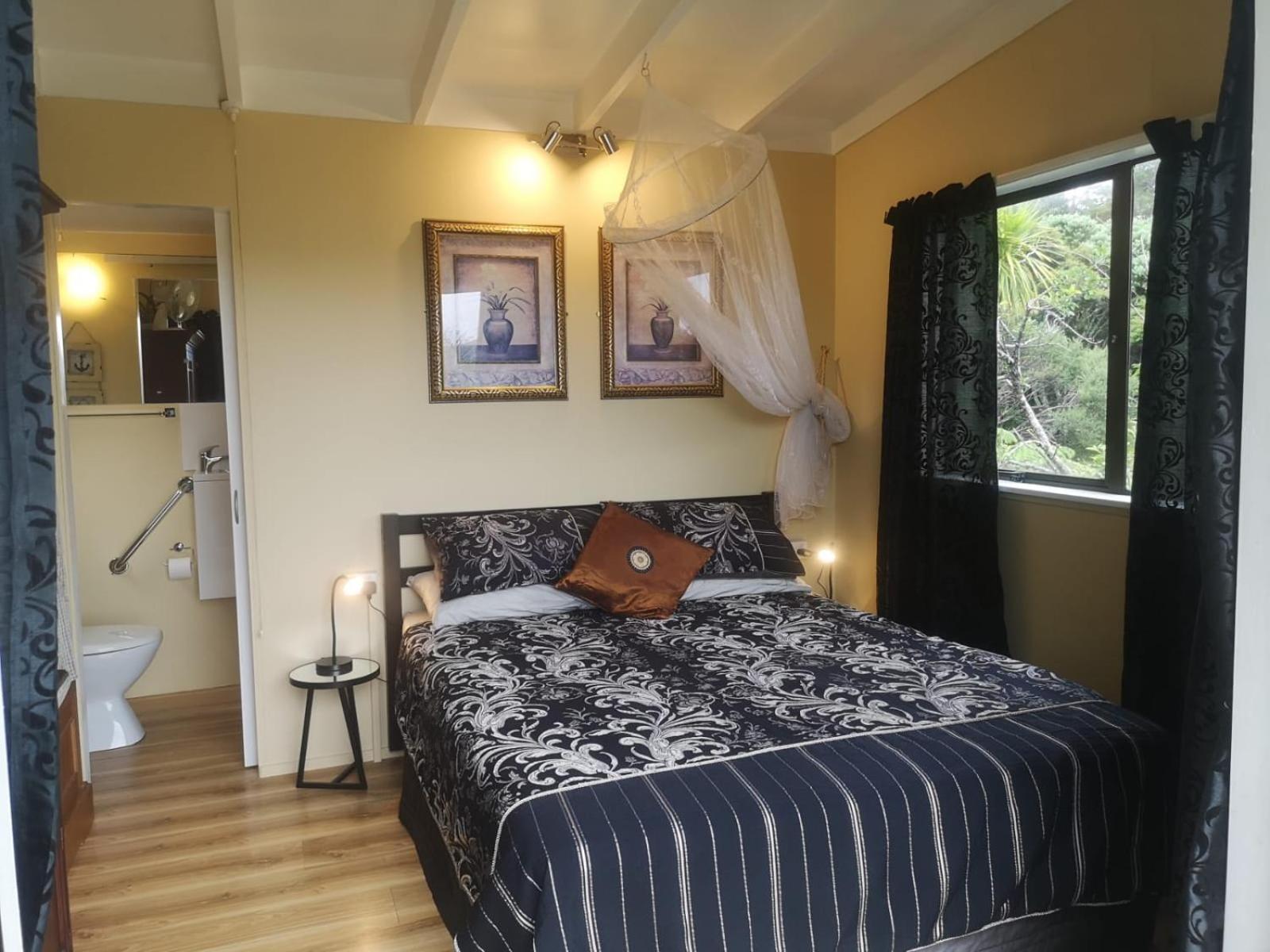 Fantasy Island - private seaview cabins