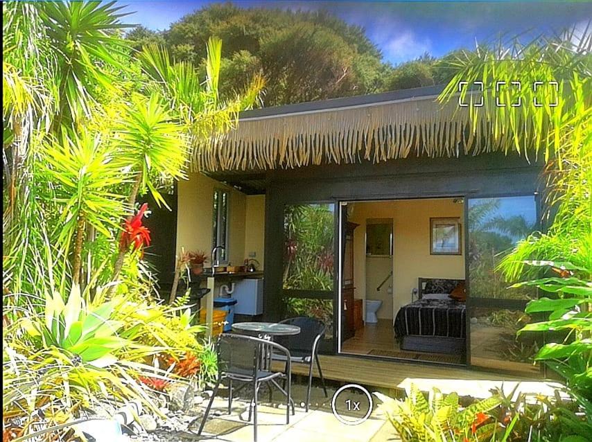 Fantasy Island - private seaview cabins