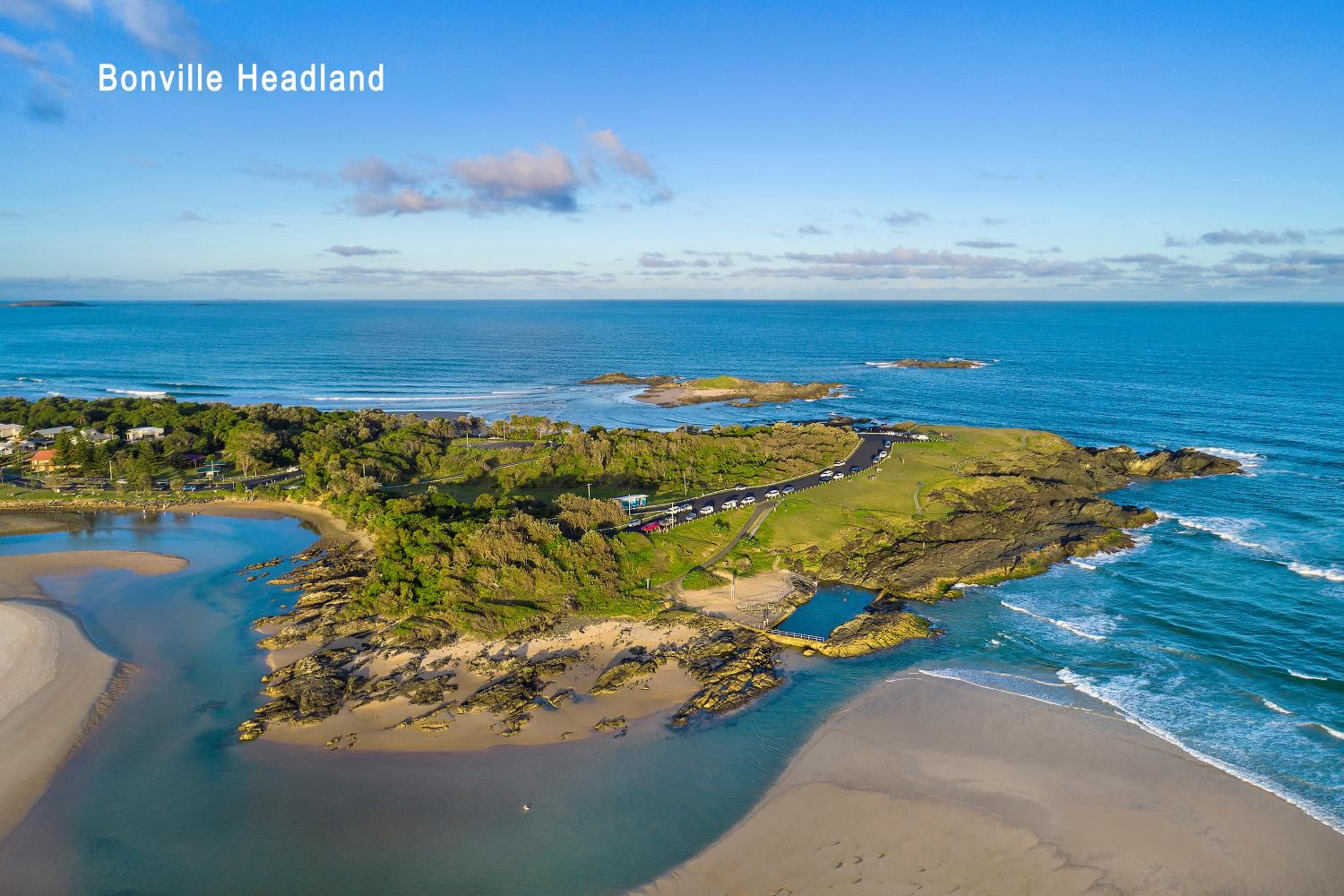 Sawtell Beach Ocean Sands 3 - Opposite Main Beach and short stroll to Coffee Shops and Restaurants!