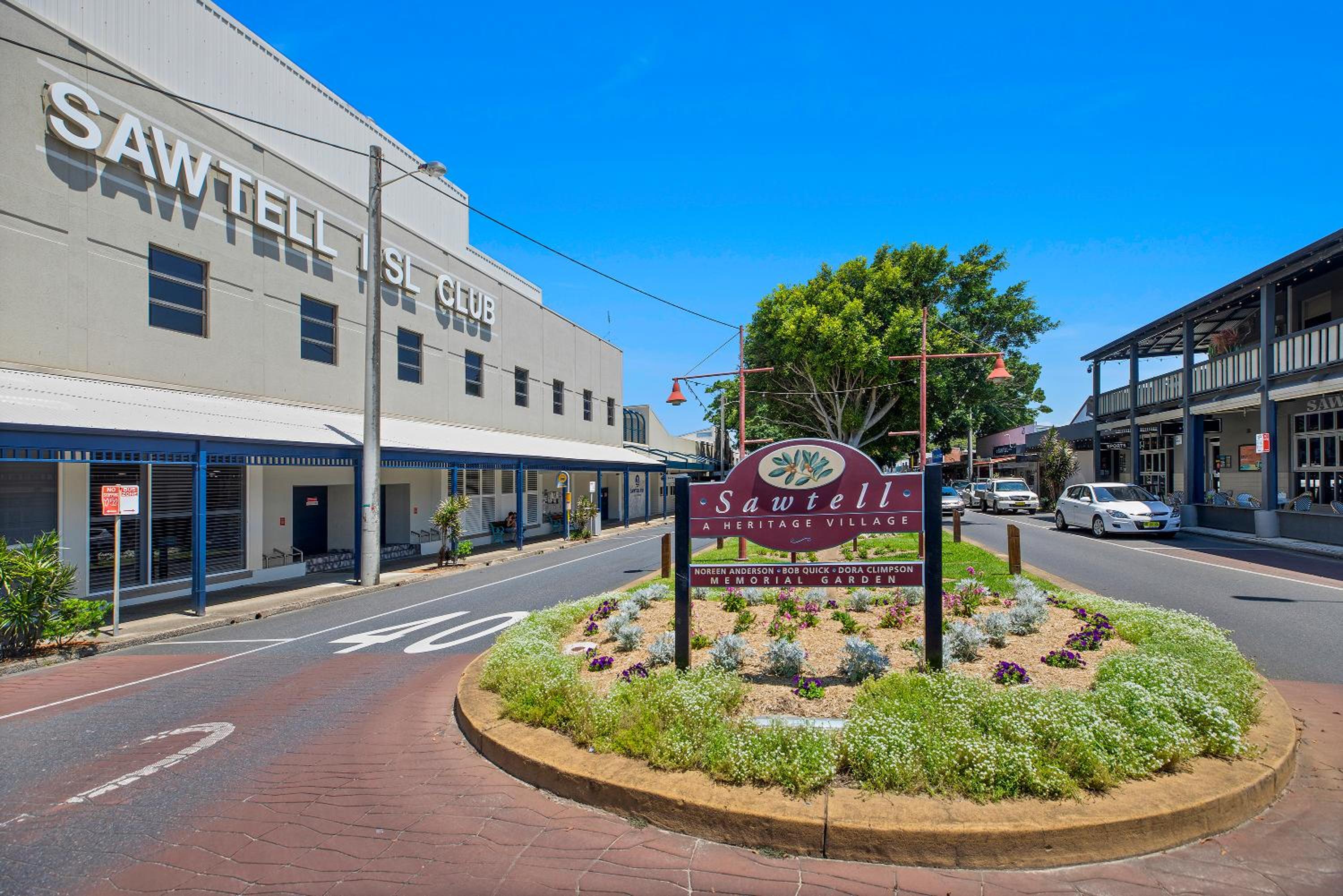 Sawtell Beach Ocean Sands 3 - Opposite Main Beach and short stroll to Coffee Shops and Restaurants!
