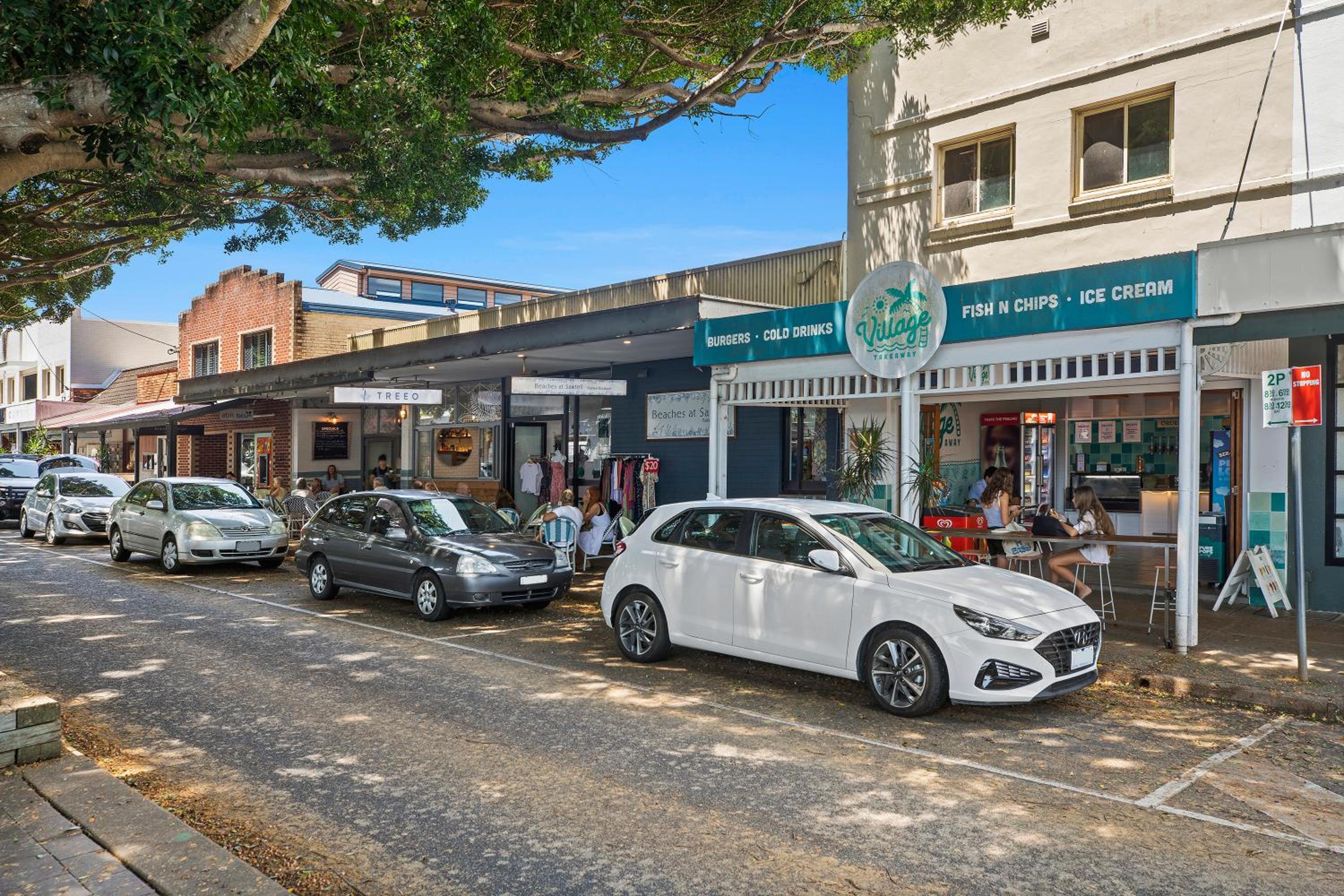 Sawtell Beach Ocean Sands 3 - Opposite Main Beach and short stroll to Coffee Shops and Restaurants!