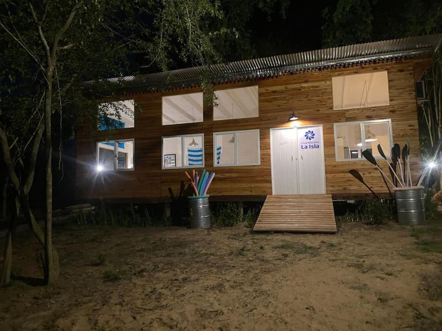 New Island Cottage at the Delta of Buenos Aires