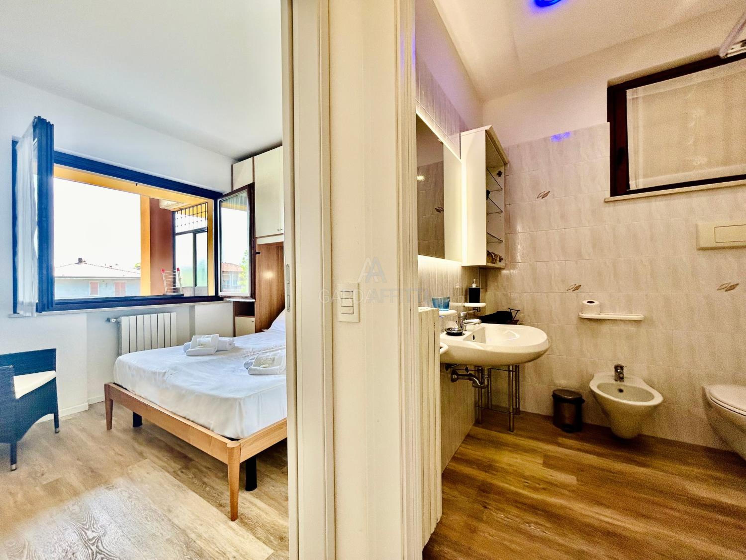 Photo 24