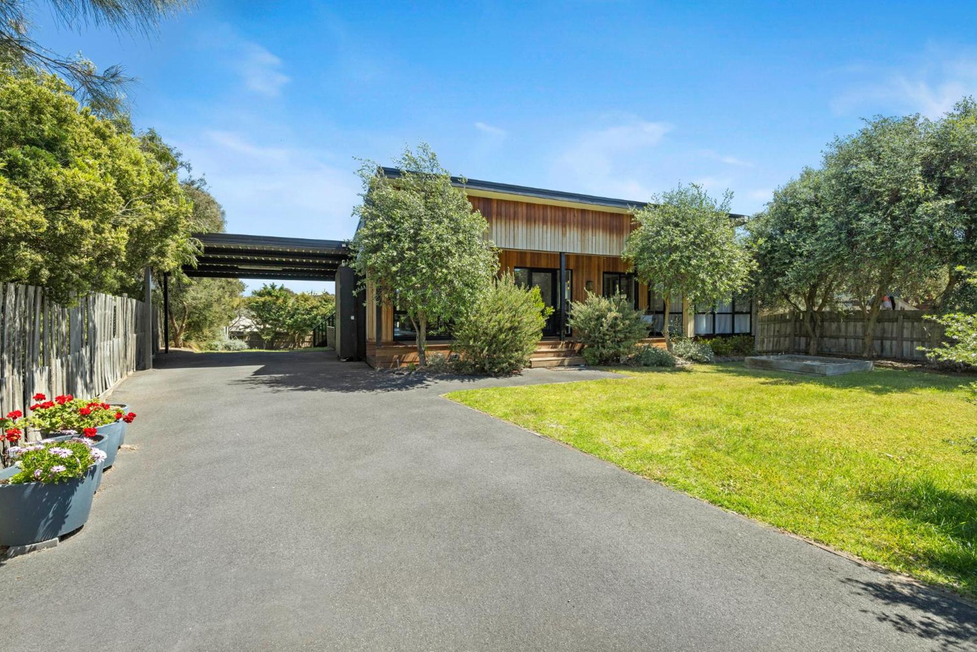 Villa Jovis Luxury In St Andrews Beach