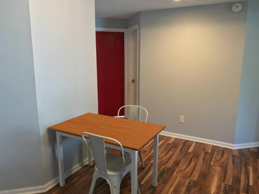 Bright 2BR Midtown Wilmington - Walk to Trader Joe's & Whole Foods, Top-Rated Location
