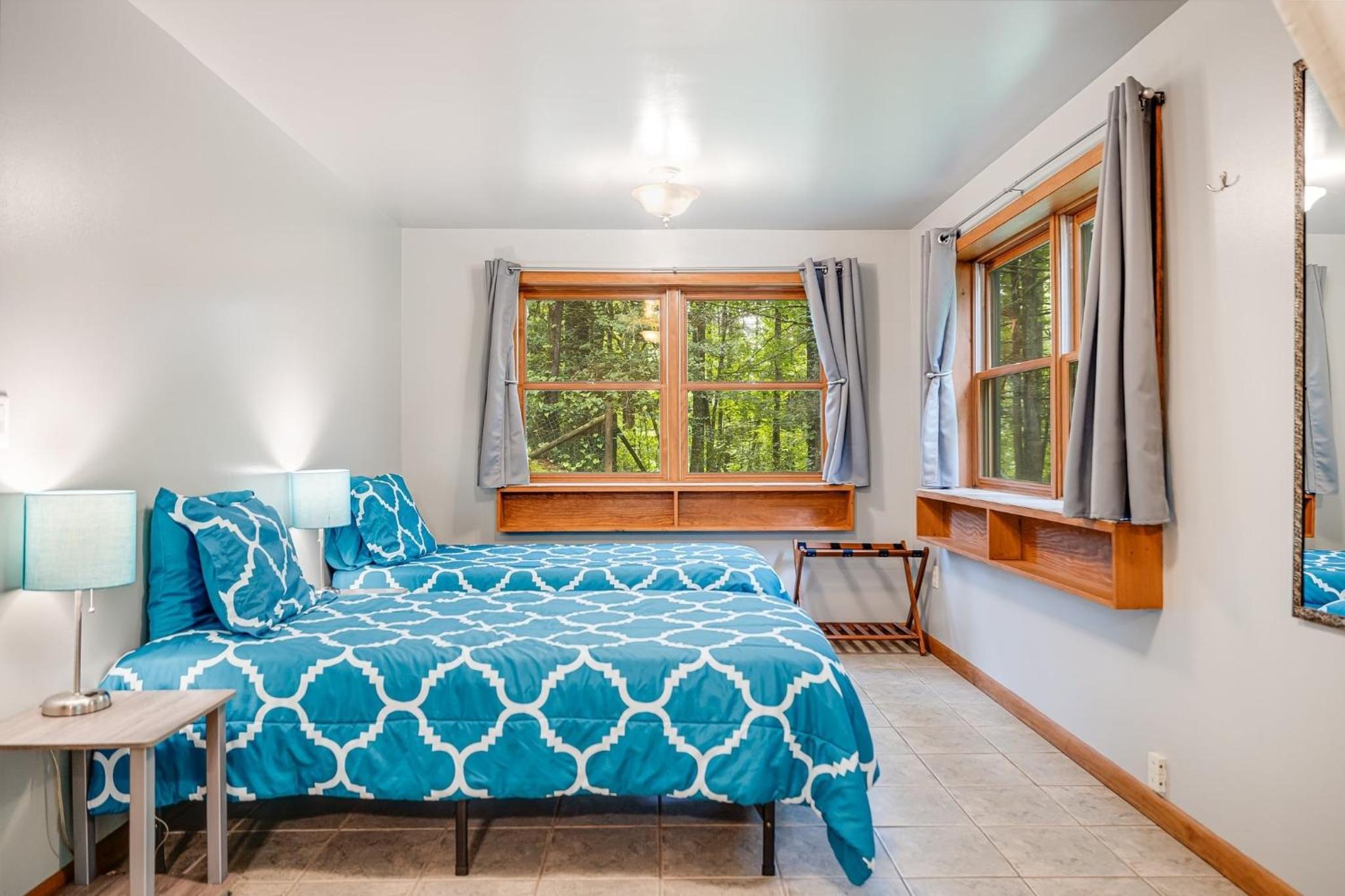 Twin Creeks Lodge by AvantStay 33 Acre Retreat