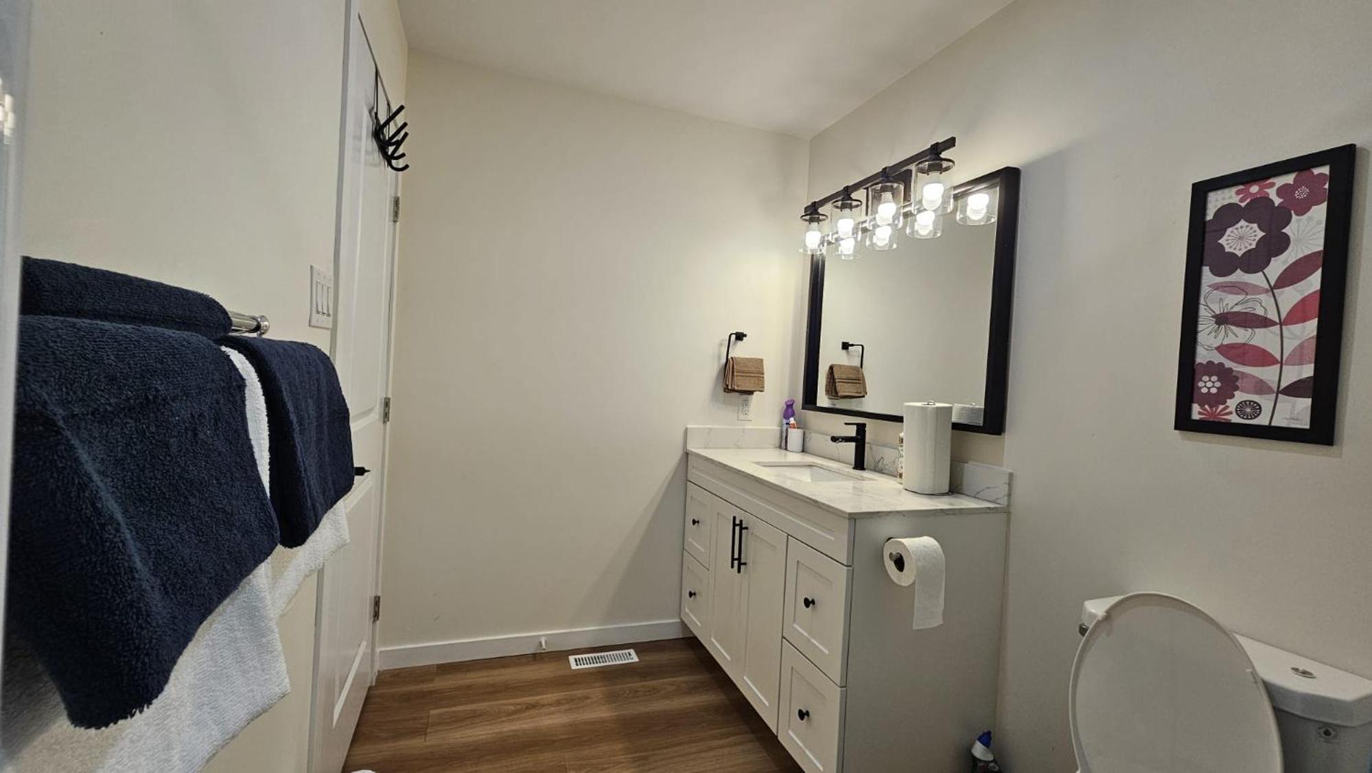 Modern two-bedroom guest suite
