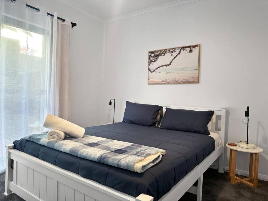 Unit 5 - Avoca Palms Resort - 3 bedroom apartment