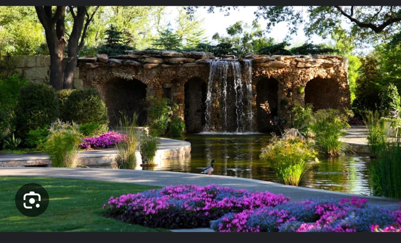 Charming 3 bedroom condo with wifi view 5
