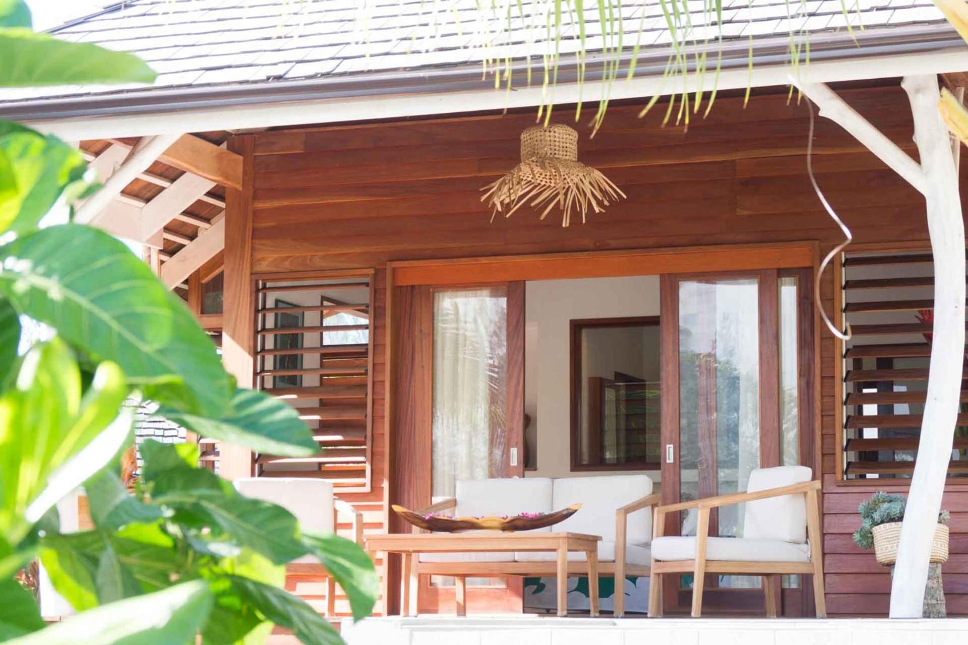 Moorea Reef Bungalows - NONO view 2